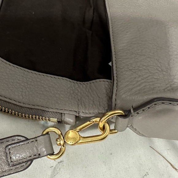 ★ Like new Marc Jacobs Iconic Medium Natasha Tan Leather Crossbody Bag - Picture 8 of 13